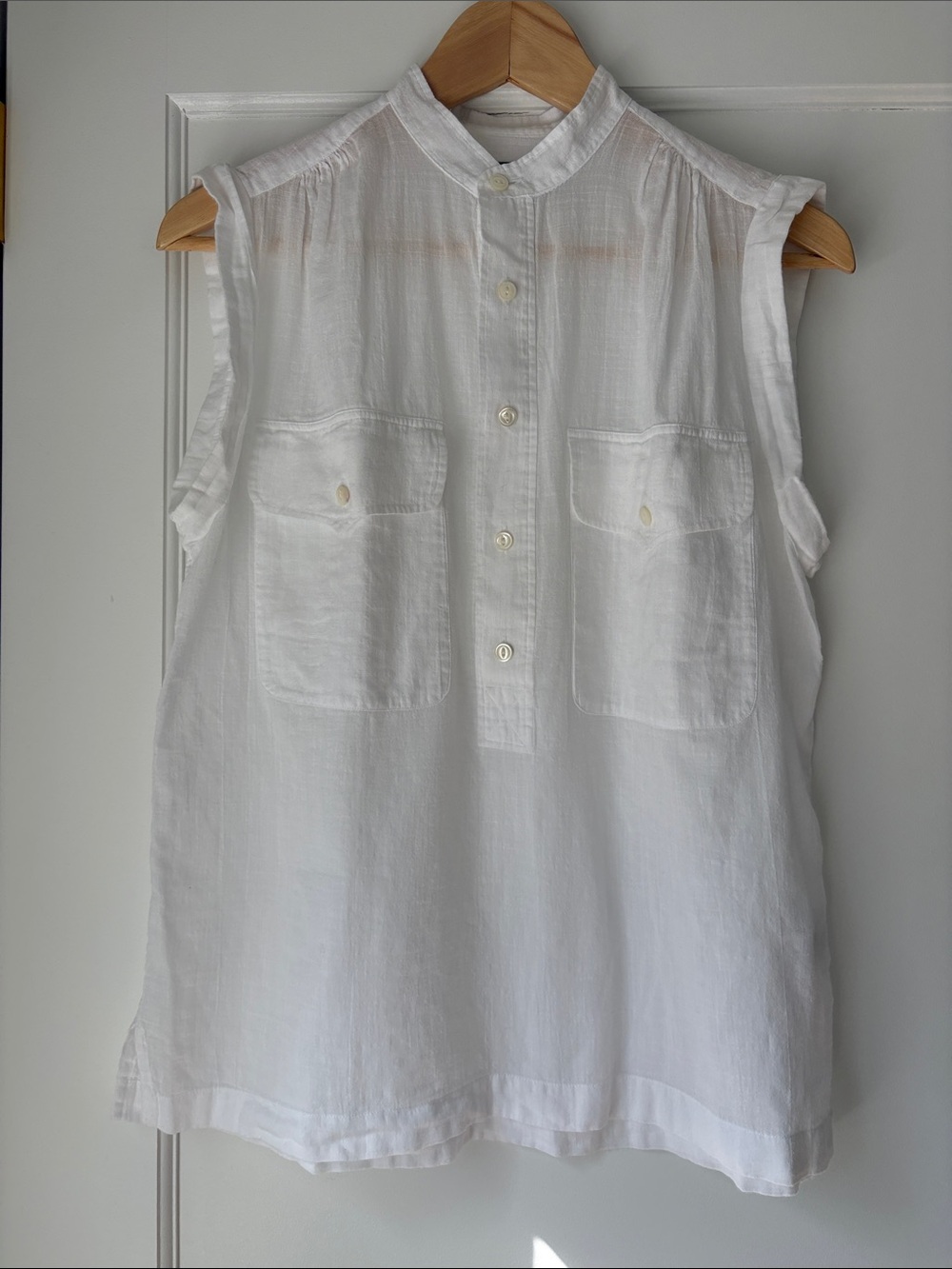 Polo by Ralph Lauren White Sleeveless Mandarin Collar Half Button Front Blouse